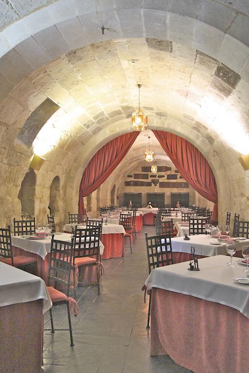 Posada Real Castillo Del Buen Amor Topas Экстерьер фото