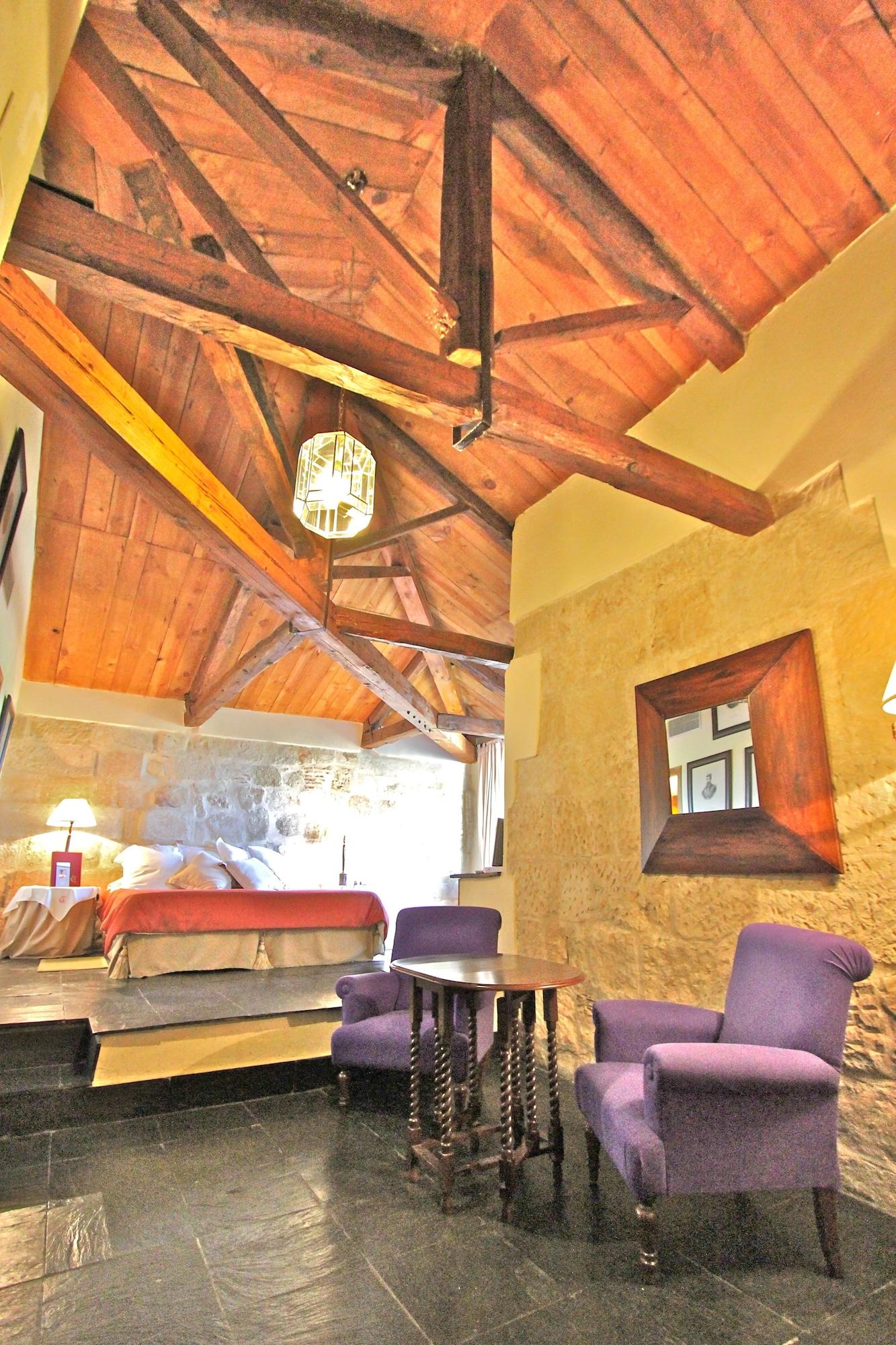 Posada Real Castillo Del Buen Amor Topas Экстерьер фото