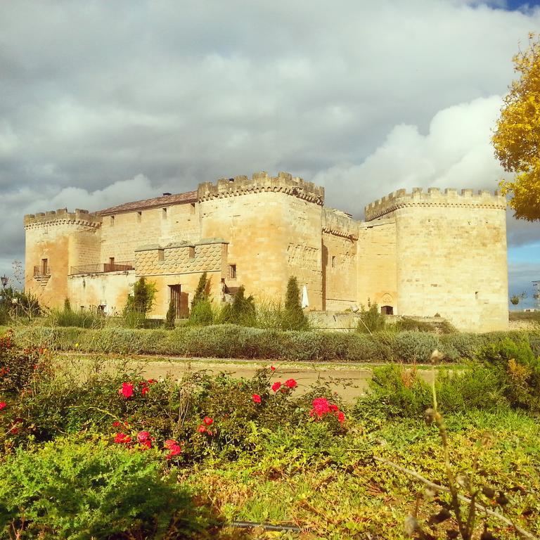 Posada Real Castillo Del Buen Amor Topas Экстерьер фото