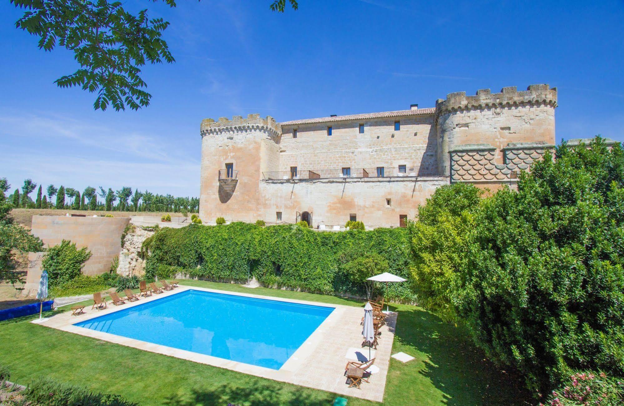 Posada Real Castillo Del Buen Amor Topas Экстерьер фото